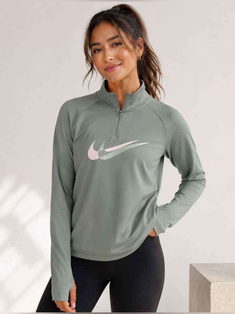 NIKE Long Sleeve Zip